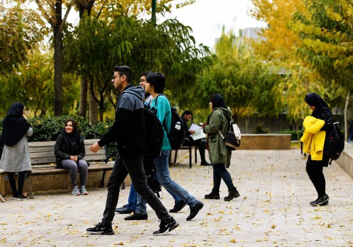 نسلی که باید تغییر کند نسلی که باید تغییر کند